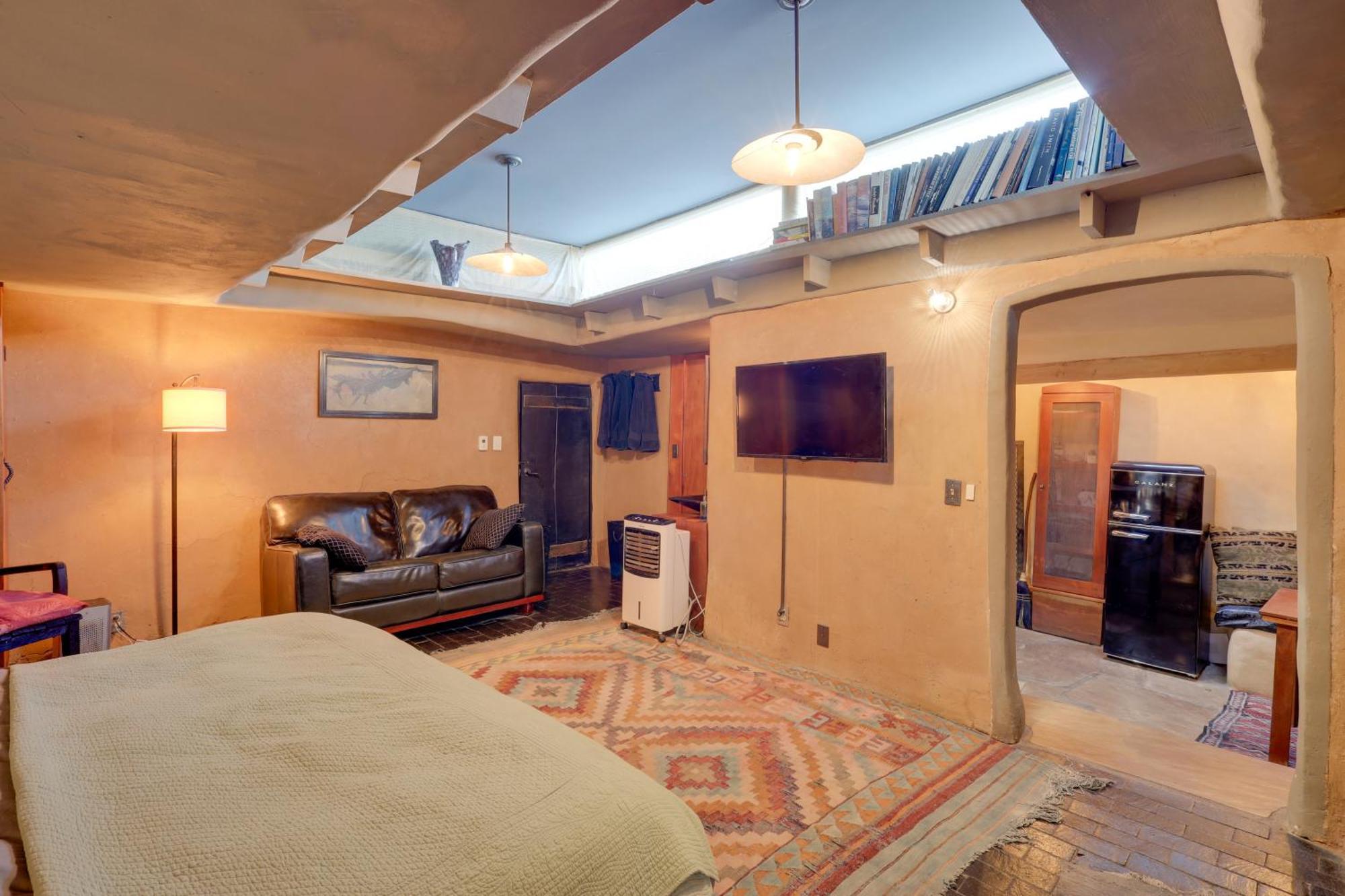 Adobe 2 Blocks To Downtown Plaza! Apartment Santa Fe
